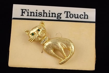 New On Card Enameled Rhinestone Cat Brooch