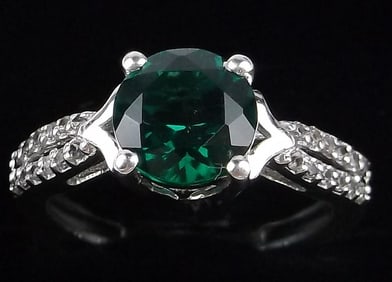 Mint Vintage Sterling Silver Emerald White Topaz Ring 5