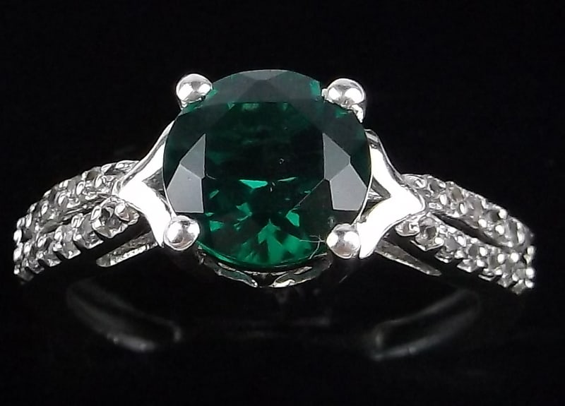 Mint Vintage Sterling Silver Emerald White Topaz Ring 5 (1 of 2)