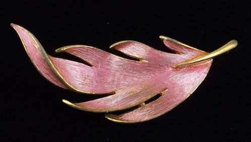 Stunning Vintage JJ Jonette Jewelry Enameled Feather Brooch