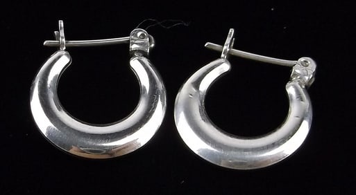 Mint Vintage Sterling Silver Hoop Earrings