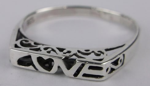 Stunning Vintage Sterling Silver Love Ring 7