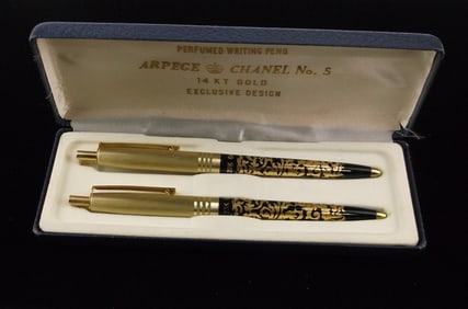 Mint Vint 1960s Chanel 23kt Gold Filigree Pen Set In Box