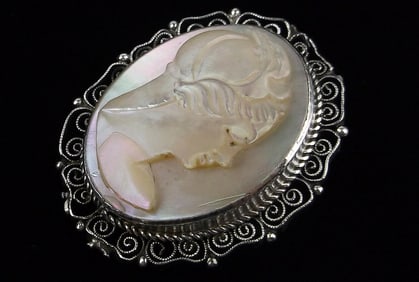 Mint Vintage 1950s Sterling Silver Shell Cameo Brooch