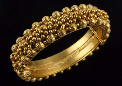 Mint Vintage 1950s Heavy Lock Lever Gold Wash Bracelet 7.5"