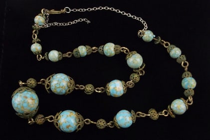 Stunning Antique 1930s Czech Glass Necklace 18"