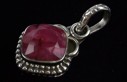 New Sterling Silver 1.25ct Ruby Pendant