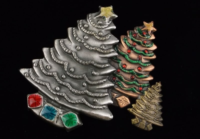 Mint Vintage Enameled Christmas Tree Brooch: Mint Condition, In Like New Condition, Perfect