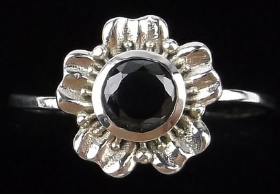 New Sterling Silver Black Iolite Flower Ring 7