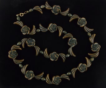 Stunning Antique 1950s Celluloid Flower Necklace 24"