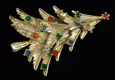 Gorgeous Vintage 1960s Rhinestone Christmas Tree Brooch