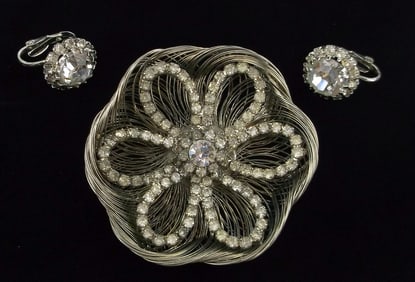 Gorgeous Vintage 1960s Nest Rhinestone Brooch Earrings