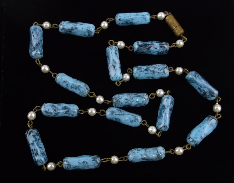Stunning Antique 1940s Czech Glass Necklace 21": excellent condition