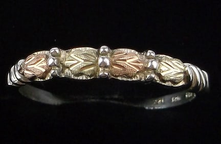 New Vint Sterling Silver 12kt Black Hills Gold Ring 9.25 Wedding Band