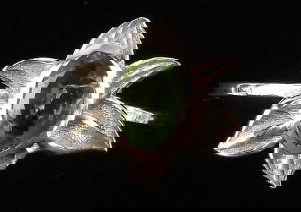 New Sterling Silver Peridot Blooming Lotus Ring 7: Solid Sterling Silver Guaranteed, in Brand New Never Worn Condition.