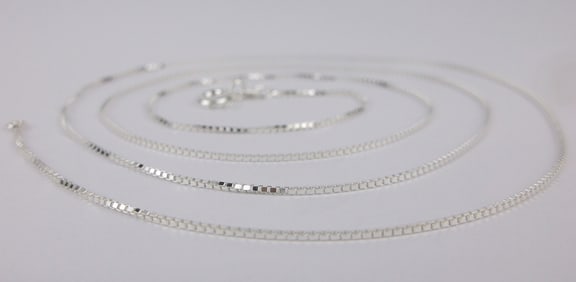 New Vintage Italian Sterling Silver Box Chain Necklace 24"