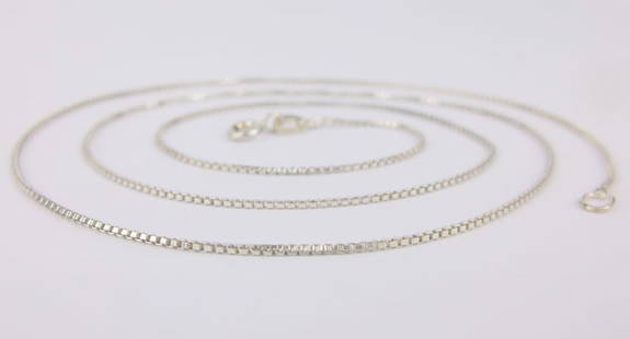 Mint vintage Italian Sterling Silver Box Chain Necklace 21.5": Guaranteed Solid 925 Sterling Silver, in Excellent Condition