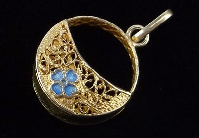 New Vint 1950s Gold Over Sterling Enameled Basket Pendant