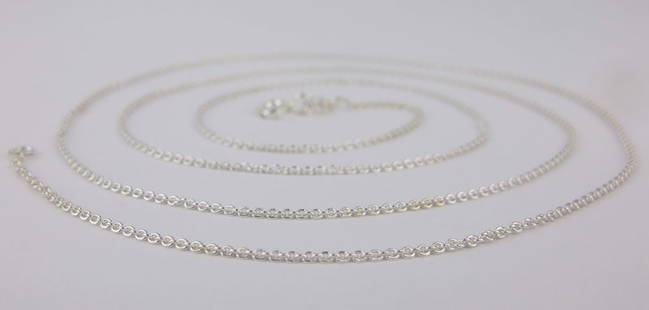 New Vintage Italian Sterling Silver Chain Necklace 24": Solid Sterling Silver Guaranteed, in Brand New Never Worn Condition.