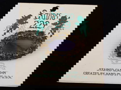 New On Card Vint Studio 229 Kelly Harris Stained Glass Brooch: new condition