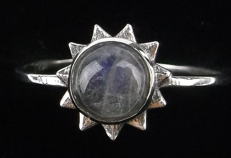 New Sterling Silver Labradorite Sun Ring 7: Solid Sterling Silver Guaranteed, in Brand New Never Worn Condition.