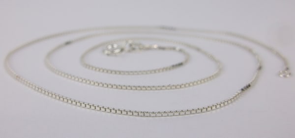 New Vintage Italian Sterling Silver Box Chain Necklace 18"