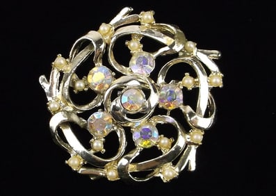 Mint Antique 1950s Aurora Borealis Rhinestone Brooch