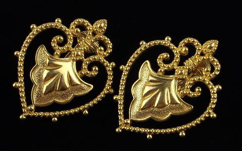 Mint Vintage 1970s Shield Gold Tone Earrings: Mint Condition, In Like New Condition, Perfect