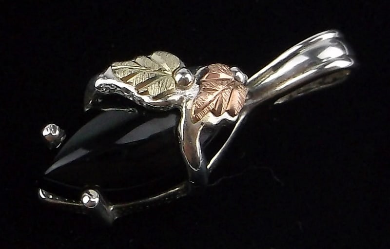 Mint Vint Sterling Silver 12kt Gold Black Hills Gold Onyx Pendant: Guaranteed Solid 925 Sterling Silver, in Excellent Condition
