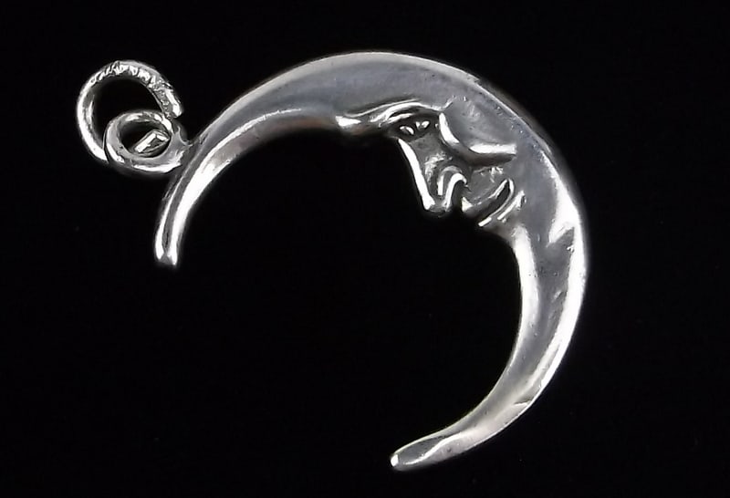 Mint Vintage Sterling Silver Moon Pendant (1 of 2)