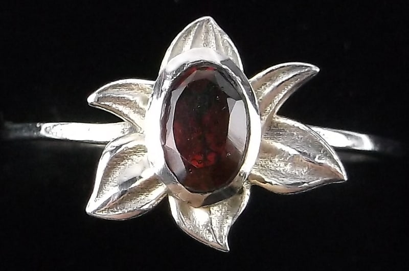 New Sterling Silver Garnet Blooming Lotus Ring 7 (1 of 2)