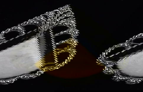 Mint Vintage 1970s Enameled Brooch: Mint Condition, In Like New Condition, Perfect