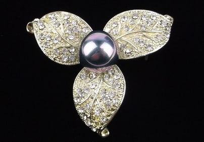 Stunning Vintage 1970s Rhinestone Faux Pearl Brooch