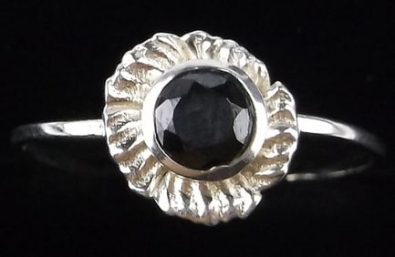 New Sterling Silver Black Iolite Flower Ring 8.5