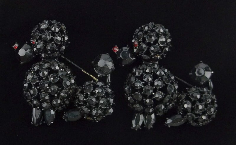 2 Mint Antique 1950s Capri Rhinestone Poodle Dog Brooch Set (1 of 5)