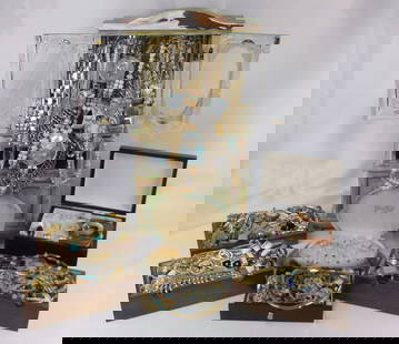 HUGE Vintage Estate Jewelry Box Lot FULL Of Estate Jewelry: A Huge Vintage Estate Jewelry Box Lot FULL Of Vintage Estate Jewelry with Sterling Silver Rings, Vintage Rings, Necklaces, brooches, Watches, Bracelets and so much More. You get everything shown