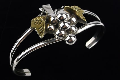 Mint Vint Heavy Taxco Sterling Grapes Cuff Bracelet 7-8" TS30 Silver