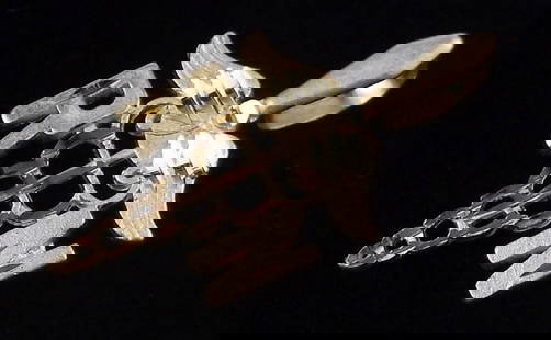 New Vint Michael Anthony 14kt Gold RN Nurse Pendant: 14kt gold in new condition