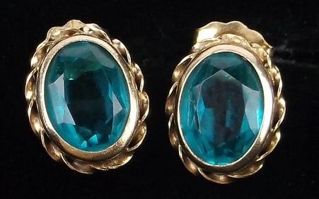 Mint vintage 1960s 14kt Gold Blue Stone Earrings 1.23g