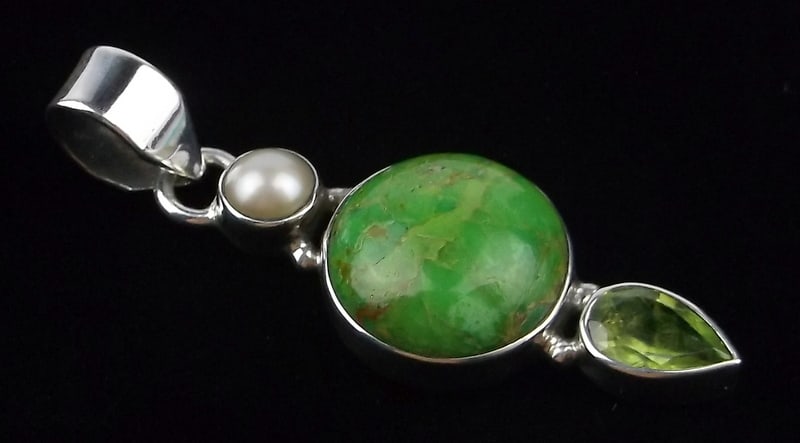 New Designer Sterling Silver Green Dahlia Peridot Pendant (1 of 2)