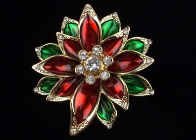 New Boxed Monet Rhinestone Poinsettia Christmas Brooch