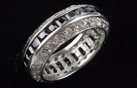 Mint Vintage Designer Sterling Silver Iolite Surround Ring 6