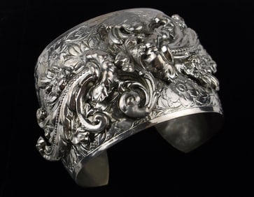 Big Gorgeous Antique 1940s Cuff Bracelet 7-8" Ornate