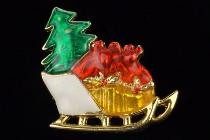 Gorgeous Vintage Enameled Christmas Sleigh Brooch