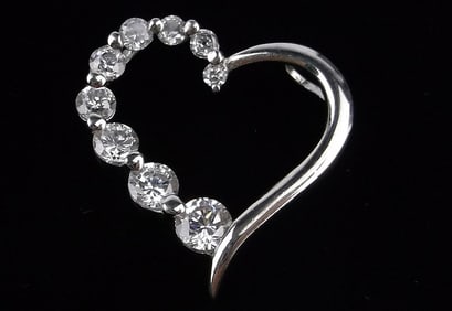 New Vintage Sterling Silver Heart Pendant