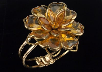 Stunning Big 1960s Rhinestone Flower MOP Clamper Bracelet 8"