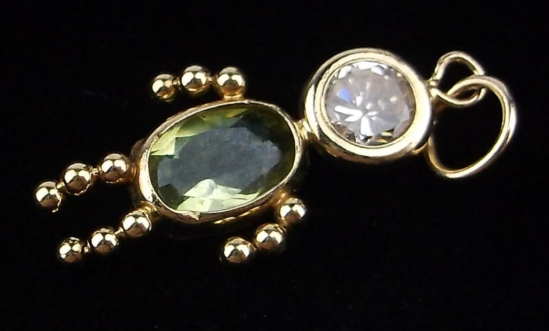 New Vintage 14kt Gold Birthstone Child Pendant: 14kt Gold in Mint Condition