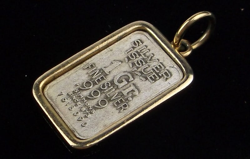 New Vintage .999 Fine Silver Bar Pendant (1 of 2)