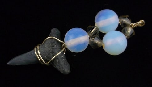 New Vint Opalite Ancient Megalodon Shark Tooth Pendant
