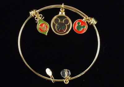 New Boxed Disney 14k GP Mickey Mouse Christmas Bracelet $60